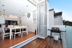 7/8 Wilk Lane, Browns Bay, North Shore City, Auckland