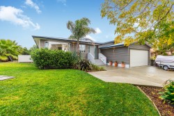 5 Glesan Place, Beachlands 2018, Manukau City, Auckland