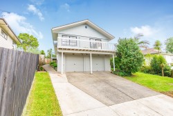 34 Holmes Drive South, Massey, Waitakere City, Auckland