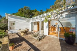 5 Coromandel Road, Sandy Bay, Waiheke Island, Auckland