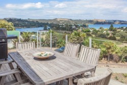 6 Dickson Road, Surfdale, Waiheke Island, Auckland