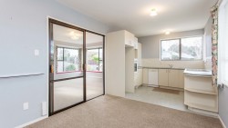 1 Valecrest Avenue, Parklands, Christchurch City, Canterbury