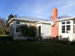 7 Ovenden Street, Owaka, Clutha District, Otago