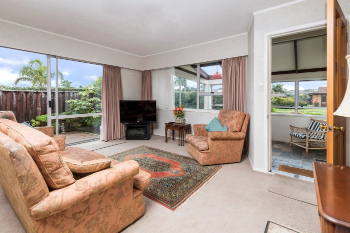 2 / 15 Vivian Wilson Drive, Bucklands Beach 2012, Manukau, Auckland