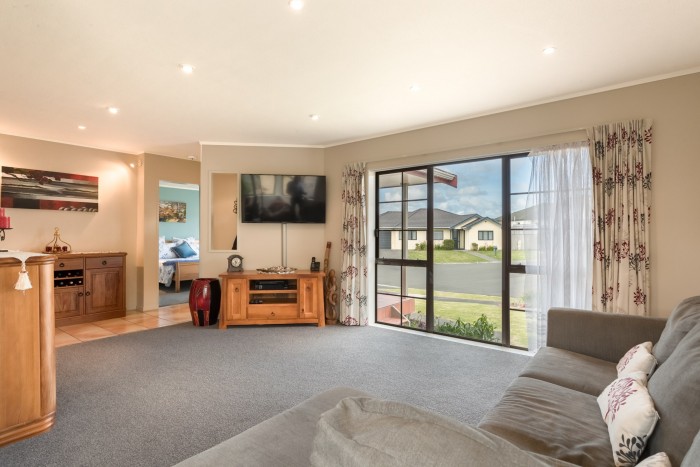 5a Opurere, Tirohanga, Lower Hutt City 5010, Wellington