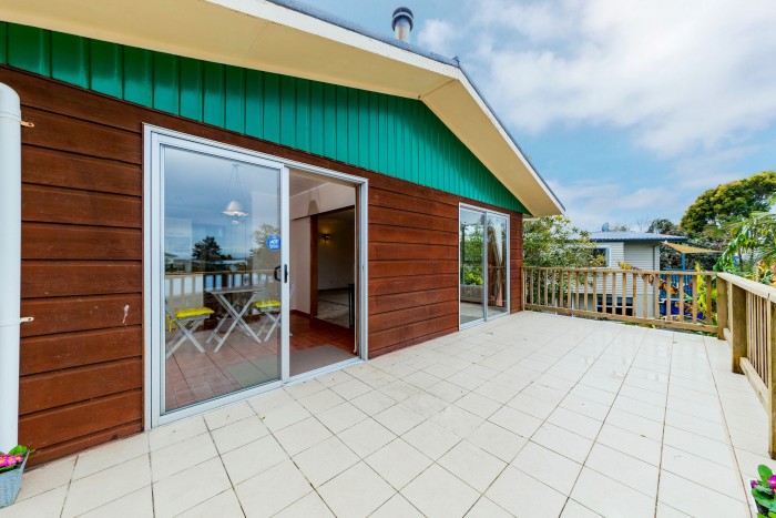 14 Hartley Terrace, Massey, Waitakere City 0614, Auckland