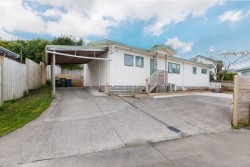 20 Loughanure Place, Massey, Waitakere 0614, Auckland