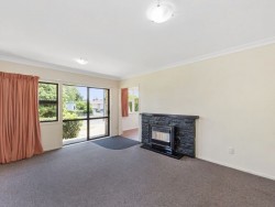 21 Liston Crescent, Hillcrest, Hamilton 3210, Waikato