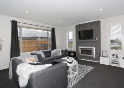 14 Accolade St, Feilding 4777