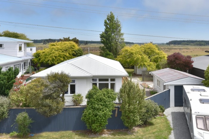 77 Dunns Avenue, Pines Beach, Waimakariri District 7472, Canterbury