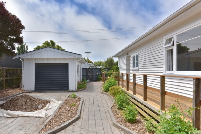 77 Dunns Avenue, Pines Beach, Waimakariri District 7472, Canterbury