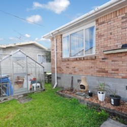 1/246 East Coast Road, Forrest Hill, North Shore City 0620, Auckland