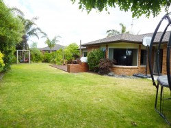 15 Madeleine Terrace, Papamoa, Tauranga City 3187, Bay of Plenty