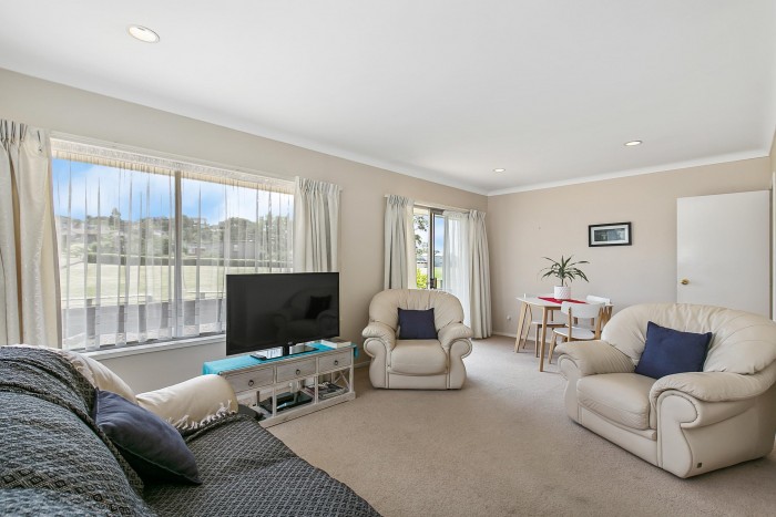 25 McCrystal Avenue, Bucklands Beach, Manukau City 2012, Auckland