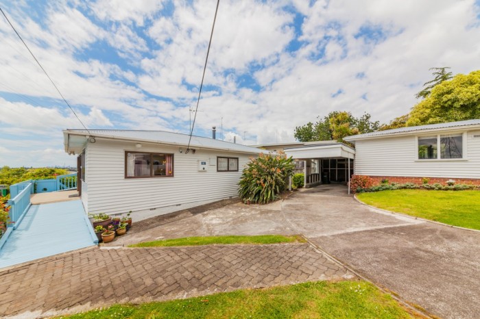 20 Waimumu Road, Massey, Waitakere City 0614, Auckland