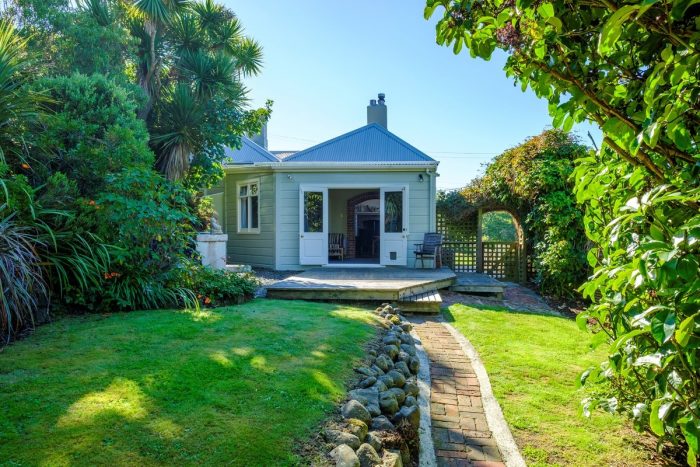 4 Belleknowes Terrace, Belleknowes, Dunedin, Otago