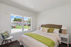 2/35 Shakespear­e Road, Milford, North Shore City, Auckland