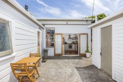 12 Clyde Street, Island Bay, Wellington