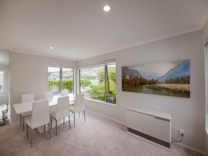 49 Mauldeth Terrace, Churton Park, Wellington