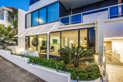 10/7 Cliff Road, St Heliers, Auckland City 1071