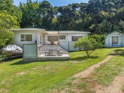 54 Arran Bay Road, Arran Bay, Auckland