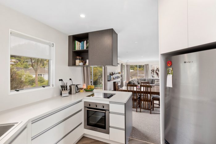 5 Lowry Crescent, Stokes Valley, Lower Hutt City 5019, Wellington