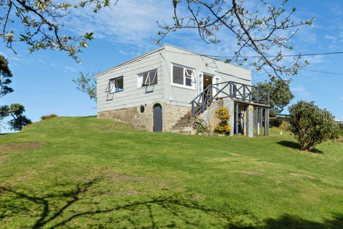 13 Junction Road, Oneroa, Waiheke Island 1081, Auckland