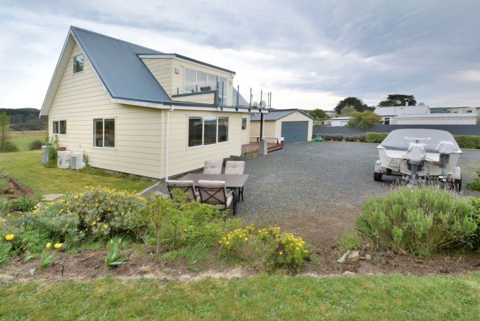 196 Moturata Road, Taieri Mouth, Clutha District 9091, Otago