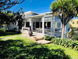 22 Oxford Street, Whakapirau, Kaipara District 0583, Northland