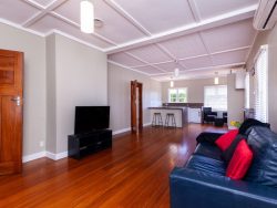 18 Massey Street, Westown, New Plymouth, Taranaki Taranaki 4310, NewZealand