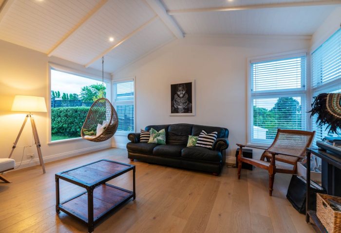 12 Bayside Avenue, Te Atatu Peninsula, Waitakere City, Auckland, 0610, New Zealand