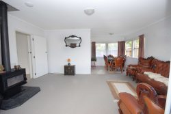 7 Camrose Place, Glenfield, North Shore City 0629, Auckland
