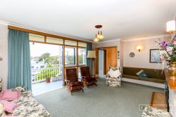 8 Kitchener Terrace, Moturoa, New Plymouth, Taranaki, 4310, New Zealand