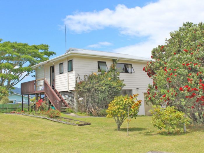 8 Norfolk Place, Tairua, Thames-Cor­omandel, Waikato, 3508, New Zealand