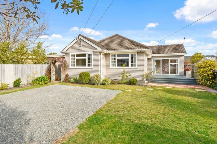 26 Cossar Street, Burwood, Christchurch City 8083