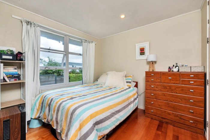 1/7 Eastcliffe Rd Castor Bay, Auckland 0620