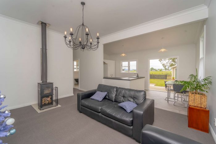 44 Oak Street Masterton District 5810 New Zealand