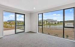 13 Claremont Crescent, Amberley, Hurunui, Canterbury, 7410, New Zealand