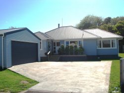 9 Sandleigh Drive, Athenree, Waihi Beach 3177, New Zealand