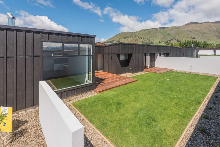 9 Stackbrae Avenue, Wanaka 9381