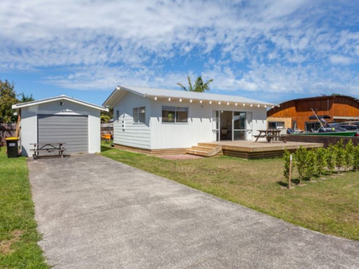 217 Hetherington Rd Whangamata 3620