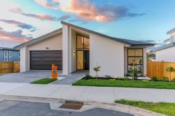 61 Maka Terrace, Millwater, Rodney, Auckland, 0992, New Zealand