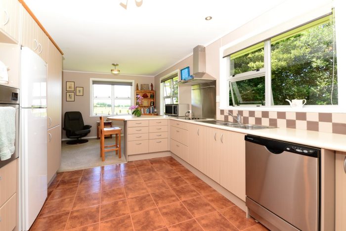 134 Reynolds Road Cambridge Rotoorangi 3495 New Zealand