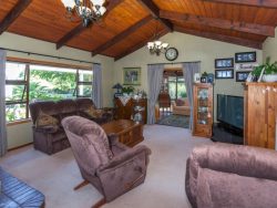 8636 Paeroa Kopu Road, Puriri, Thames-Coromandel, Waikato, 3674, New Zealand