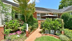 2/14 Dorchester Street, Meadowbank­, Auckland City, Auckland, 1072, New Zealand