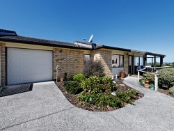 24/197 Royal Road, Royal Heights, Waitakere City, Auckland, 0614, New Zealand