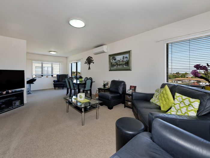 24/197 Royal Road, Royal Heights, Waitakere City, Auckland, 0614, New Zealand