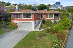 6 Purau Terrace, Cashmere, Christchur­ch City, Canterbury, 8022, New Zealand