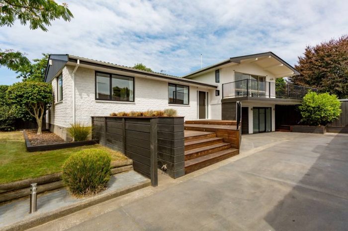 35 Sarabande Avenue, Redwood, Christchur­ch City, Canterbury, 8051, New Zealand