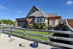 25 Wellington Street, Ashley, Waimakarir­i, Canterbury, 7472, New Zealand